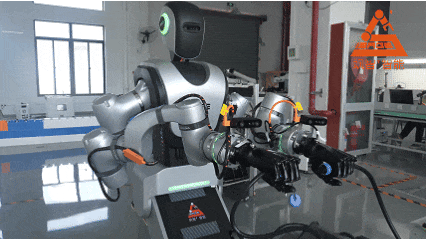 重磅！飒智高柔性类人作业移动双臂机器人入选上海市“AI+工业产品与装备”智能产品推广目录