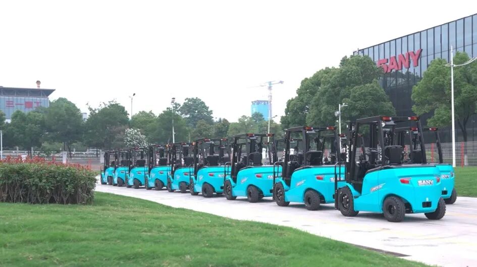 经济日报|三一机器人聚焦智慧仓储物流领域—— 无人化重塑搬运生态