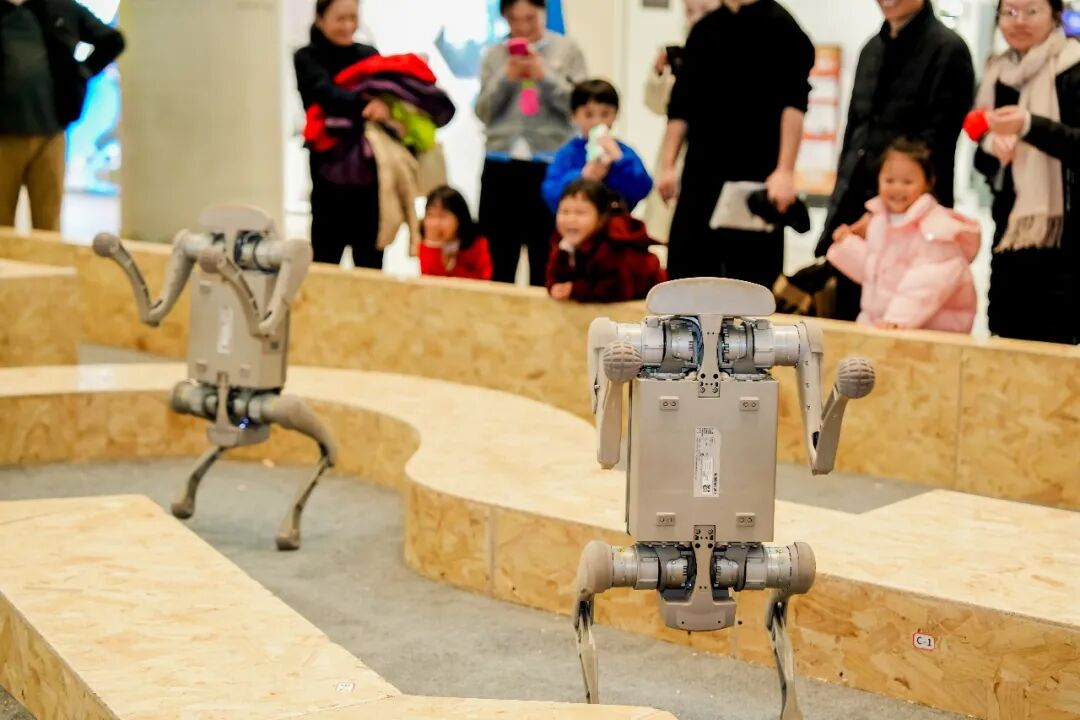 全国首发｜迦智智身科技首个商用级机器狗跑酷场即将登陆！